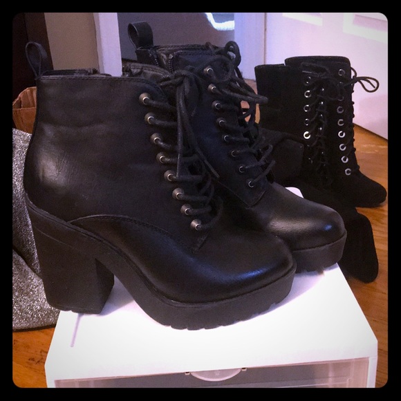 Madden Girl Black Ankle Boots - Picture 2 of 6